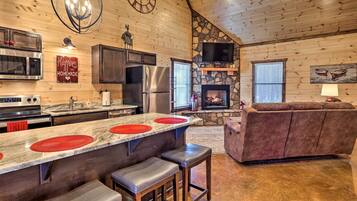 House (1 Bedroom) | Interior