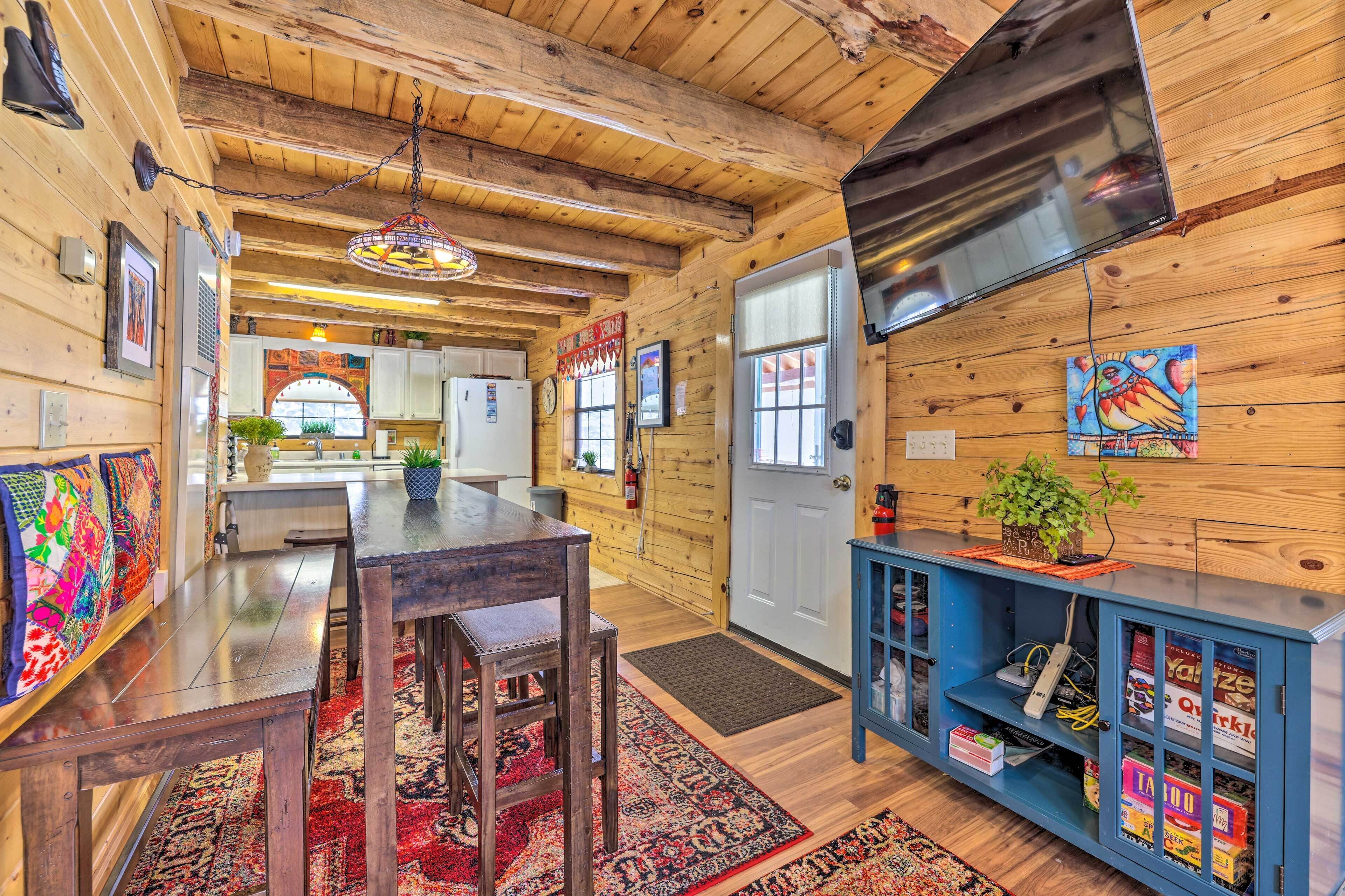 House (2 Bedrooms) | Interior