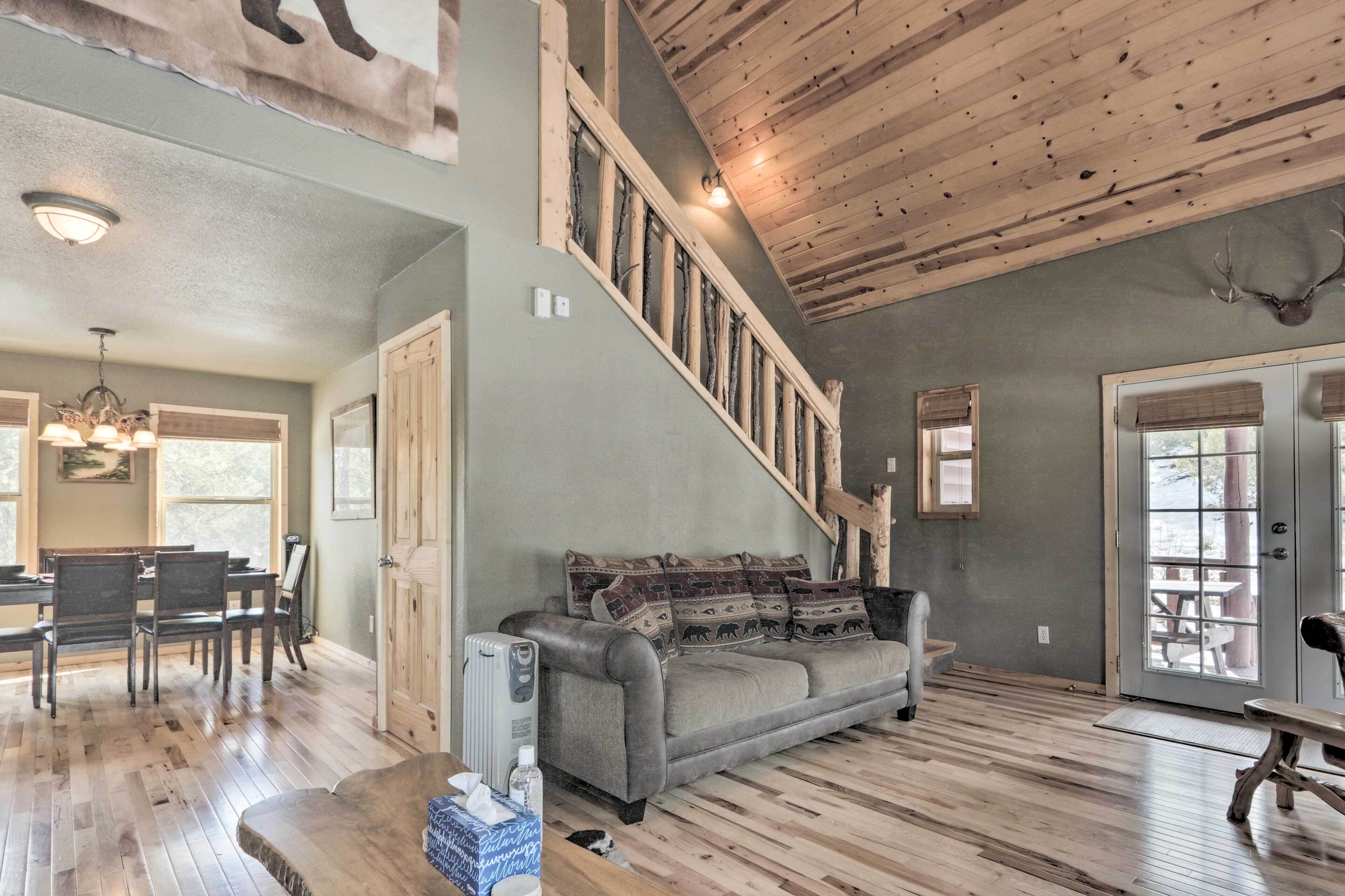 House (2 Bedrooms) | Interior