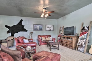 House (2 Bedrooms) | Interior