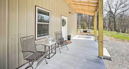 Eureka Springs Area Home w/ Porch, Grill!