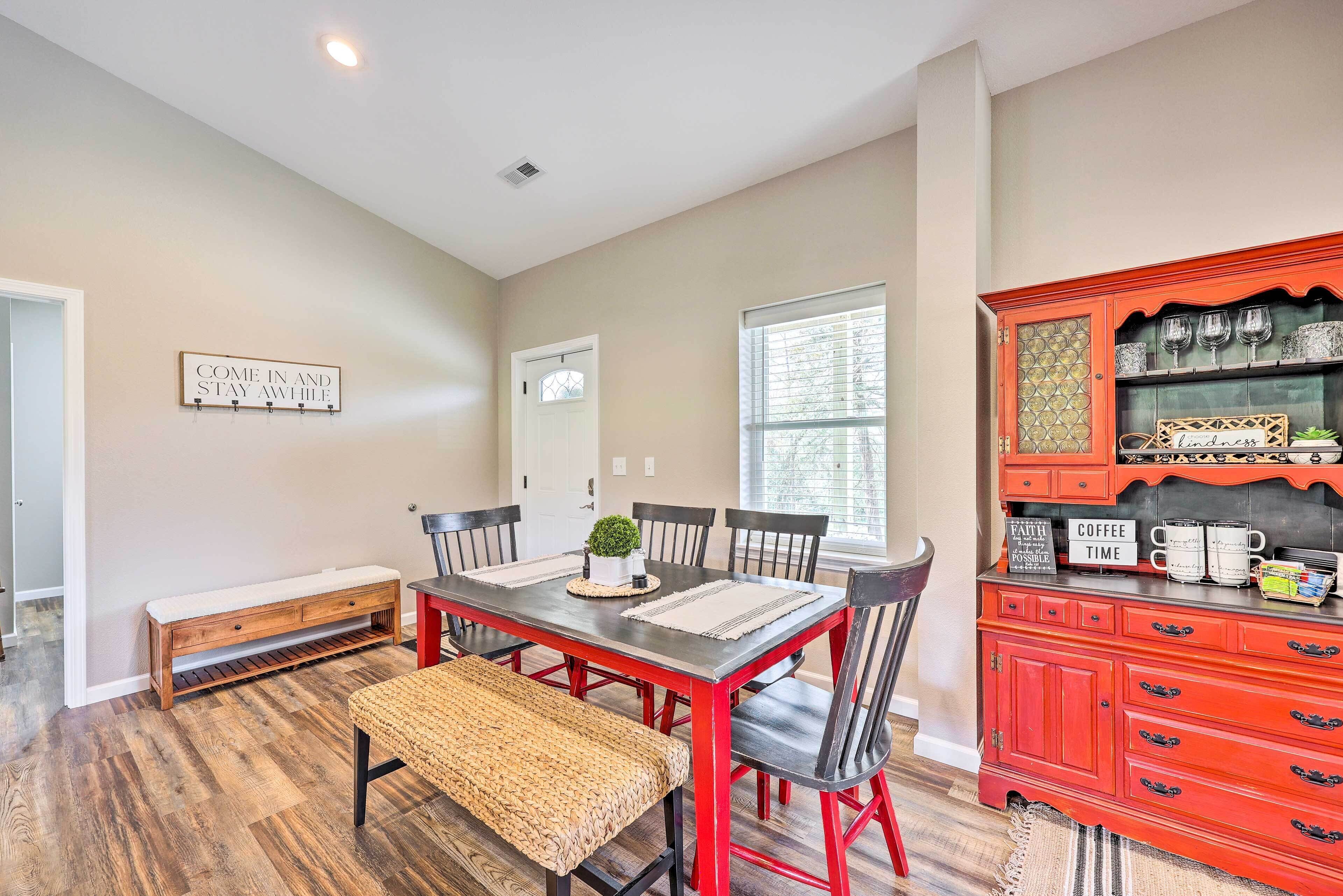 House (2 Bedrooms) | Interior