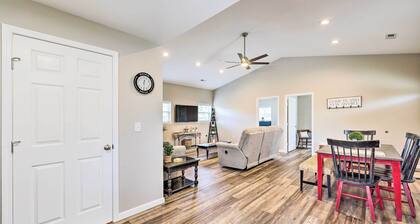 Eureka Springs Area Home w/ Porch, Grill!