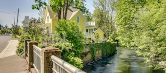 Historic Home Near Downtown Salem: Walk to Capitol