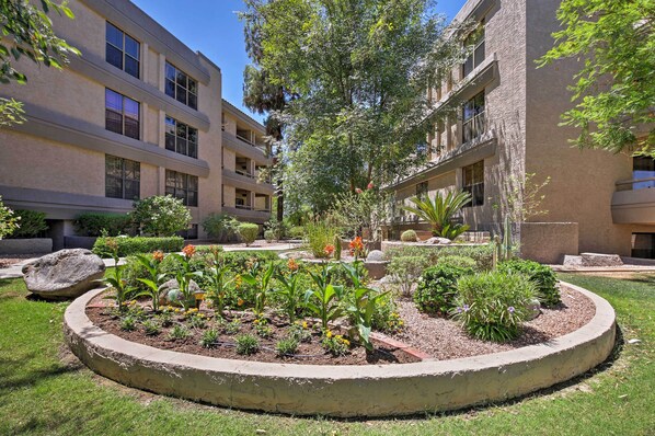 Apartment (2 Bedrooms) | Interior - Condo w/ Pool Access <1 Mi to Biltmore Golf Club! (Phoenix)