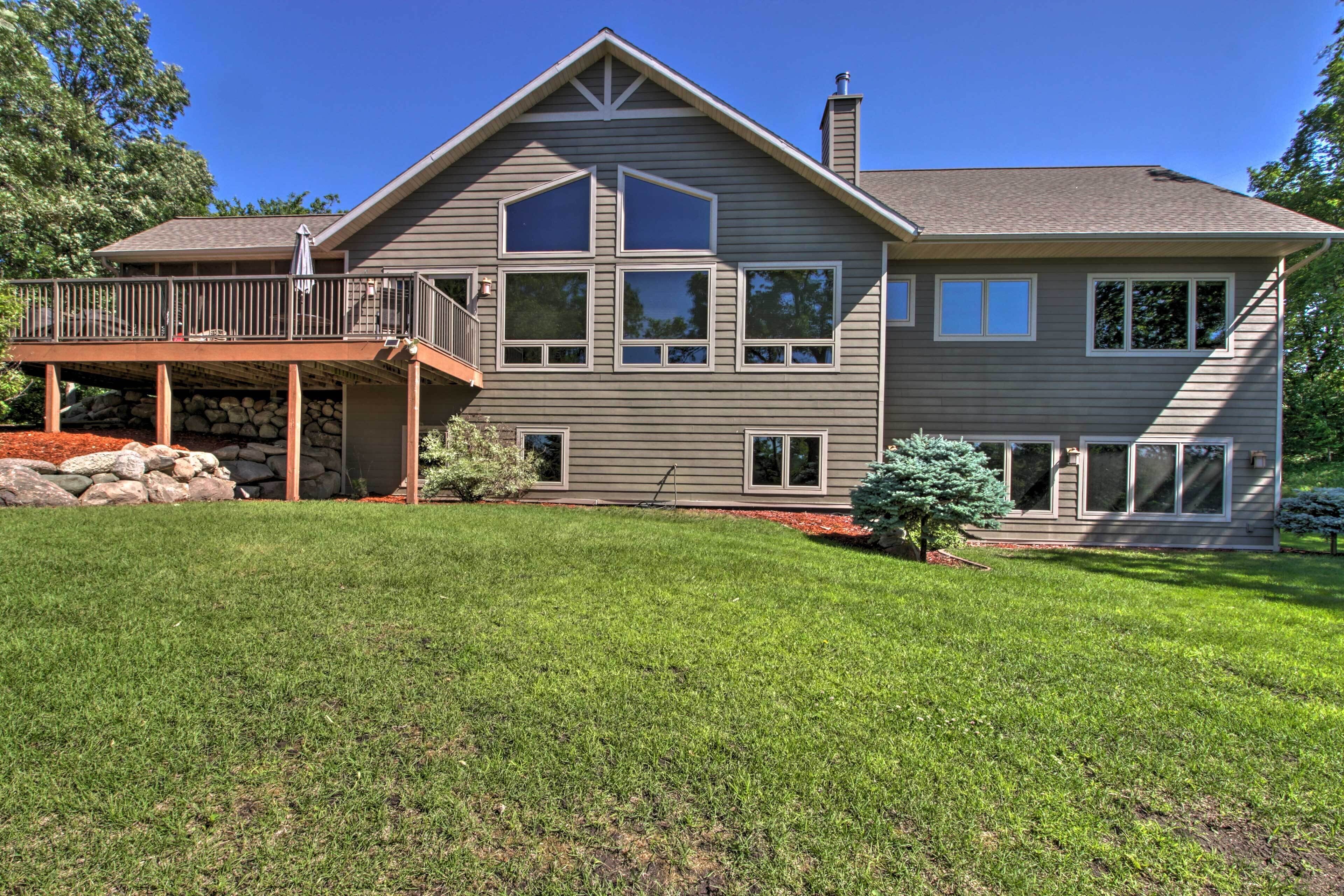 House (6 Bedrooms) | Interior