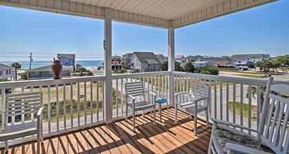 Murrells Inlet Home w/ 3 Decks - 1 Block to Beach!
