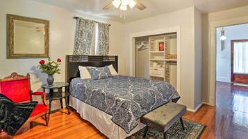 4 bedrooms, iron/ironing board, free cots/infant beds, bed sheets