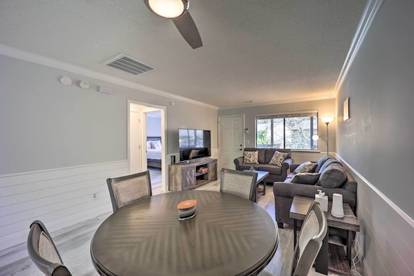 Apartment (2 Bedrooms) | Interior - Updated Wilmington Retreat ~ 2 Miles to Uncw! (Wilmington)