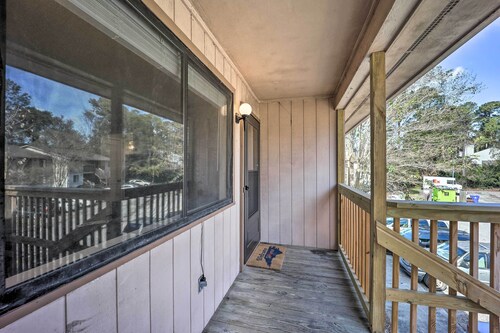 Updated Wilmington Retreat ~ 2 Miles to Uncw!