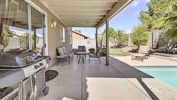 House (4 Bedrooms) | Interior