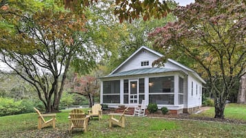 Cottage (2 Bedrooms) | Interior