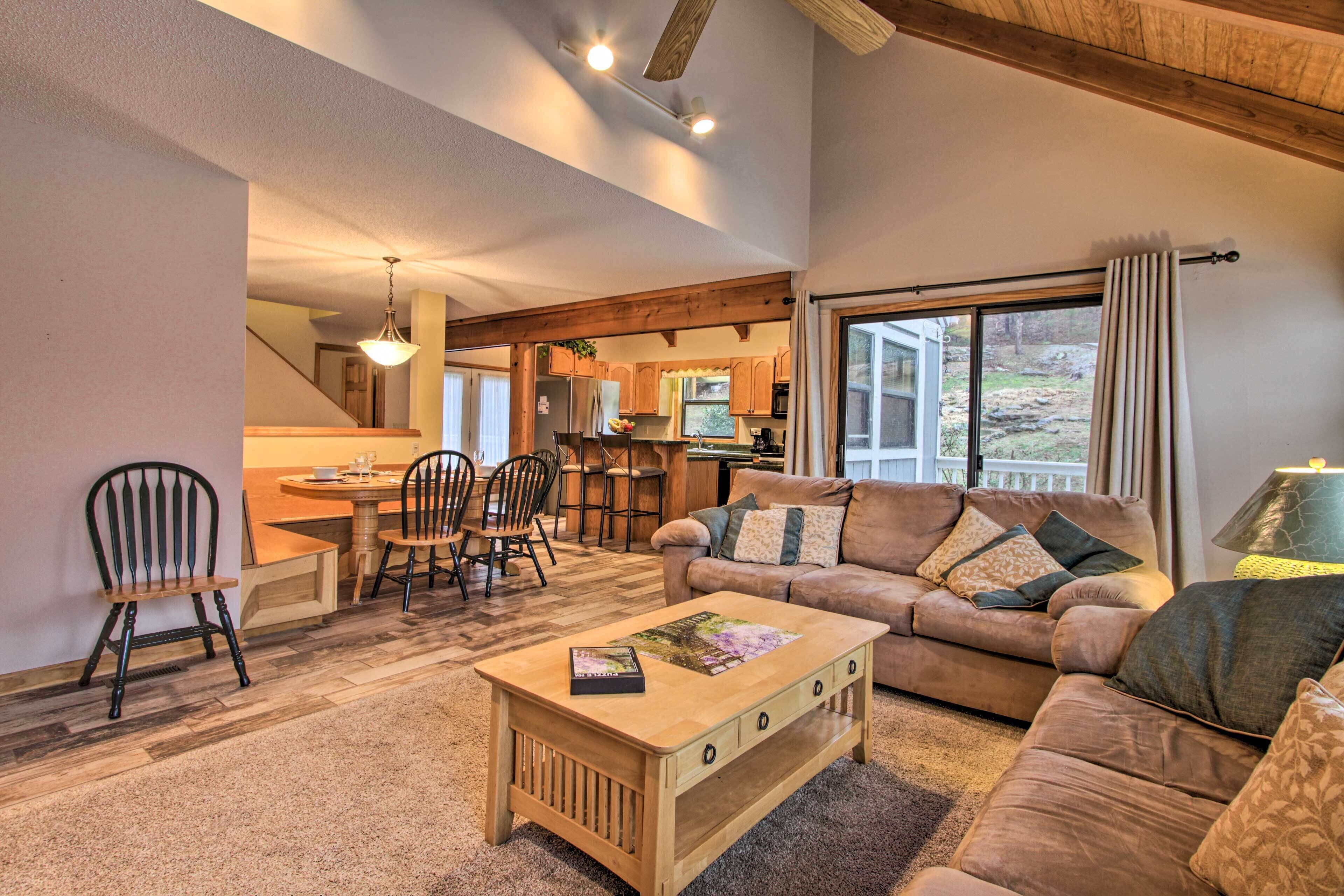 House (4 Bedrooms) | Interior