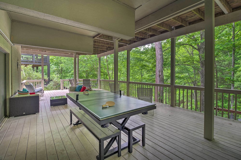 Gated Resort Home: Norris Lake Access, Shared Dock - Norris Lake, TN