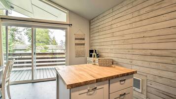 Cottage (2 Bedrooms) | Interior