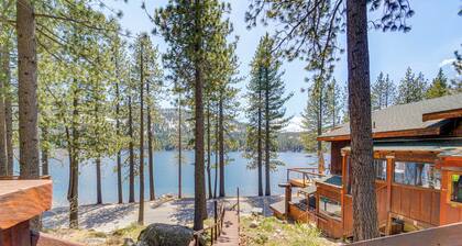 Waterfront Truckee Cabin on Donner Lake!