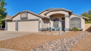 House (4 Bedrooms) | Interior