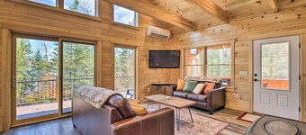 Cozy & Peaceful Waterfront Cabin on Porter Lake!