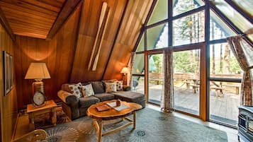 House (1 Bedroom) | Interior