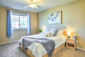 Casa (4 Bedrooms) | 4 habitaciones, escritorio y espacio para trabajar con laptop 