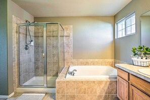 Casa (4 Bedrooms) | Baño | Regadera 