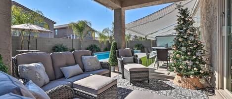 House (5 Bedrooms) | Interior