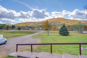 Apartment (1 Bedroom) | Interior - Peaceful Catskills Condo w/ Deck + Mountain View! (Windham)