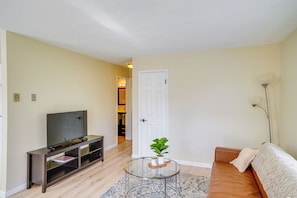 Interior - Peaceful Catskills Condo w/ Deck + Mountain View! (Windham)