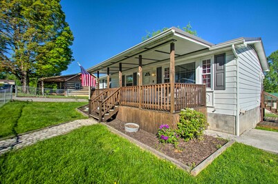 Dog-friendly Fayetteville Home w/ Hot Tub!