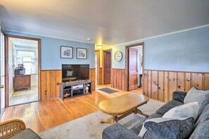 House (3 Bedrooms) | Interior - Point Pleasant Abode w/ Lagoon & Boat Dock! (Point Pleasant Beach)