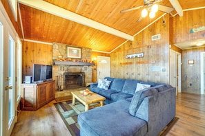 House (4 Bedrooms) | Interior - Hot Tub & Mountain Views at Gatlinburg Cabin! (Gatlinburg)