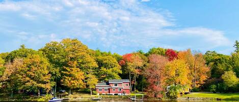 独立别墅 (4 Bedrooms) | 住宿正面