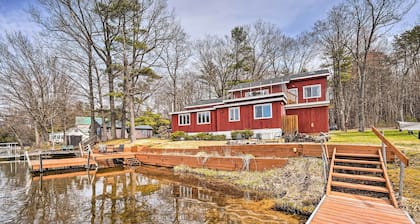 Cozy Castleton Cabin With Fire Pit + Water Access!