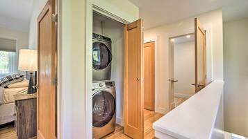 Nhà (3 Bedrooms) | Nội thất