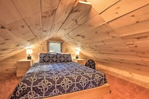 Cottage (1 Bedroom) | Interior - Pet-friendly Ellsworth Cottage on Branch Lake (Ellsworth)