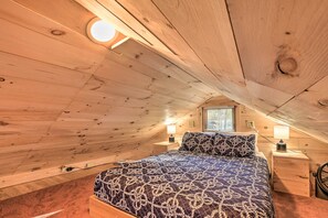 Cottage (1 Bedroom) | Interior - Pet-friendly Ellsworth Cottage on Branch Lake (Ellsworth)