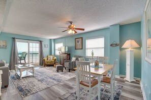 Apartment (2 Bedrooms) | Interior - Beach Getaway w/ Pool Access + Patio w/ Ocean View (Murrells Inlet)