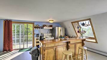 Apartment (0 Bedroom) | Interior