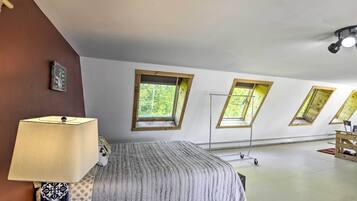 Apartment (0 Bedroom) | Interior