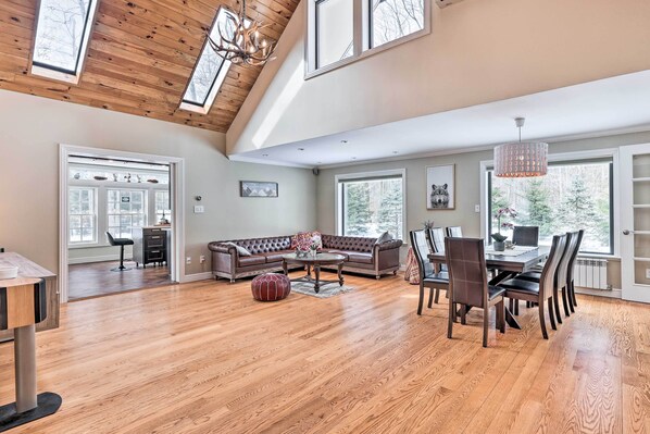 Cottage (3 Bedrooms) | Interior - Poconos Cottage w/ Sauna ~ 10 Mi to Camelback! (Tobyhanna)