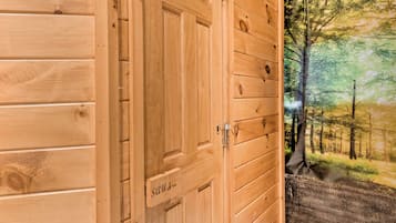 Cottage (3 Bedrooms) | Interior