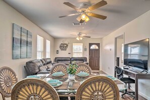 Rumah (2 Bedrooms) | Bagian depan properti