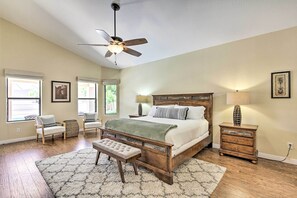 House (3 Bedrooms) | Interior - 11 Mi to Dtwn Phoenix: Laveen Village Home w/ Pool (Laveen)