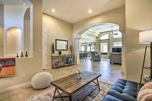 Interior - 11 Mi to Dtwn Phoenix: Laveen Village Home w/ Pool (Laveen)