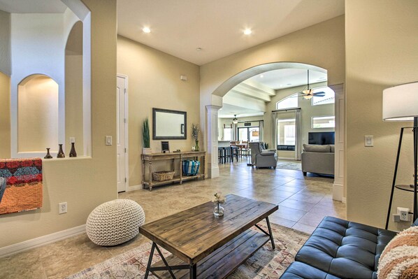 House (3 Bedrooms) | Interior - 11 Mi to Dtwn Phoenix: Laveen Village Home w/ Pool (Laveen)