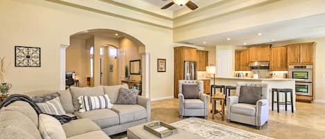 House (3 Bedrooms) | Interior