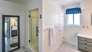 Rumah (4 Bedrooms) | Interior