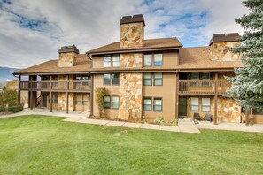 Apartment (2 Bedrooms) | Interior - 'altitude Adjustment' 6 Miles to Powder Mountain! (Eden)