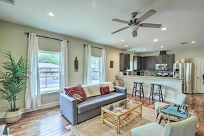 Interior - East Austin Hideaway ~ 4 Mi to Ladybird Lake! (Austin)