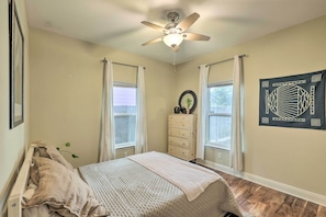 House (2 Bedrooms) | Interior - East Austin Hideaway ~ 4 Mi to Ladybird Lake! (Austin)